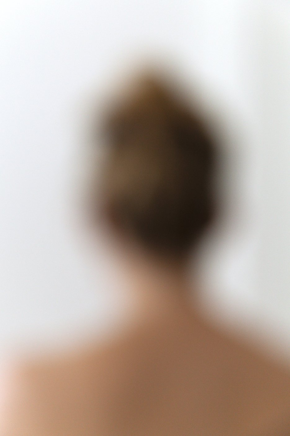 Roos van Geffen, Onscherpe dagen (2018) serie van 7, c-print op aluminium, 60 x 40cm